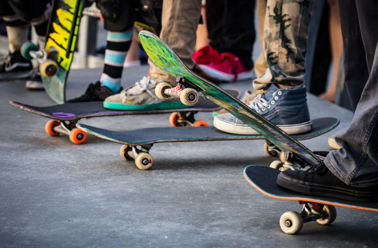 Image of feet on skateboard